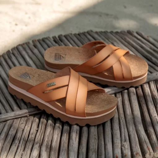 REEF Sandals | Slides>Cushion Bloom Hi Natural