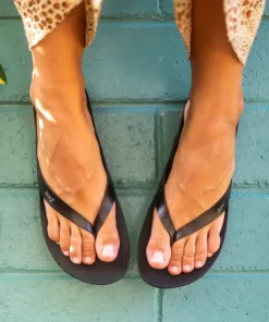 REEF Sandals | Flip Flops>Cushion Court Black