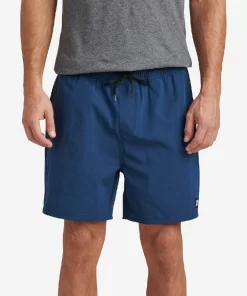 REEF Shorts & Board Shorts>Fields Elastic Waist Walk Short 17" Insignia Blue