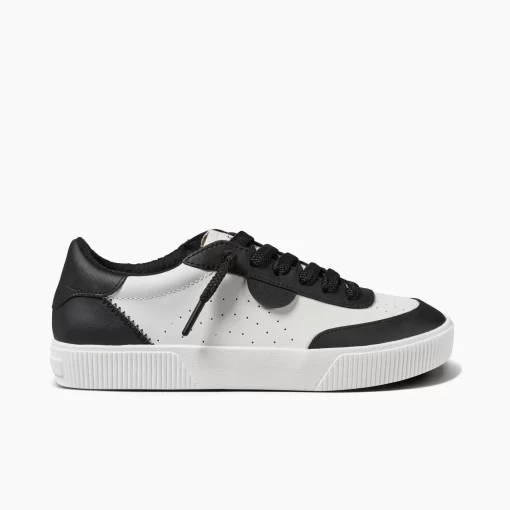 REEF Shoes>Lay Day Seas Black/White Leather