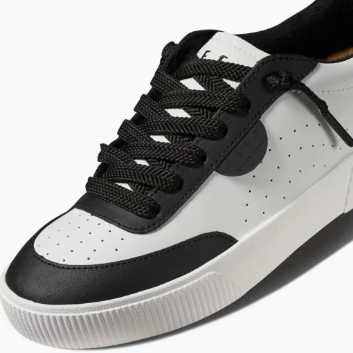 REEF Shoes>Lay Day Seas Black/White Leather