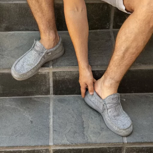 REEF Shoes> Cushion Coast Light Grey