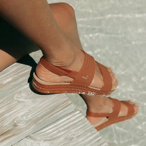 REEF Sandals> Water Vista Brunette