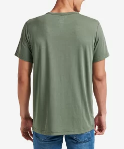 REEF T-Shirts>Smith Short Sleeve Pocket T-Shirt Thyme Green