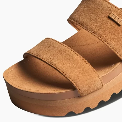 REEF Sandals>Vista Hi Buckle Natural Suede