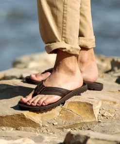 REEF Sandals | Flip Flops>Voyage Lux Dark Brown