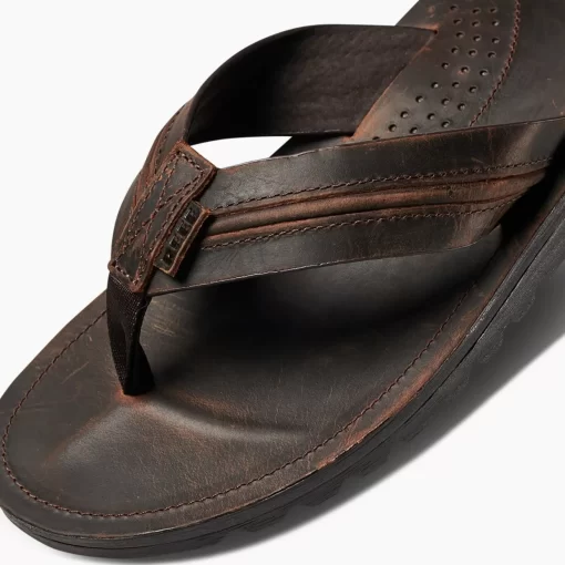 REEF Sandals | Flip Flops>Voyage Lux Dark Brown